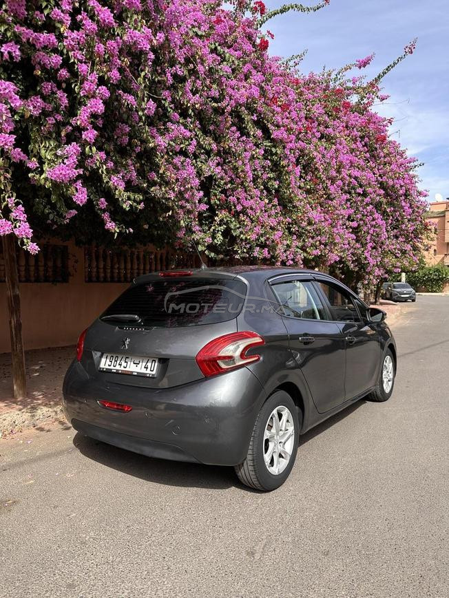 Peugeot 208 Diesel Manuelle 2015 à Marrakech