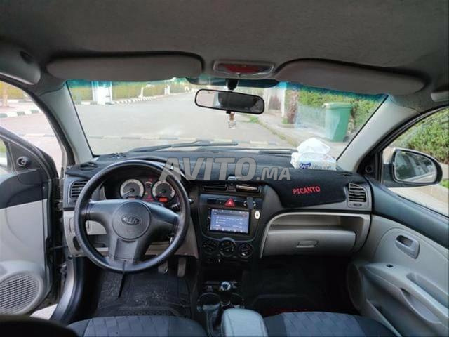Kia Picanto Essence Manuelle 2010 à Bouskoura
