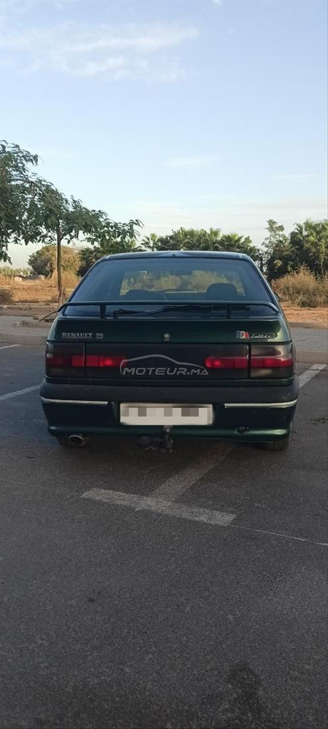 Renault 19 