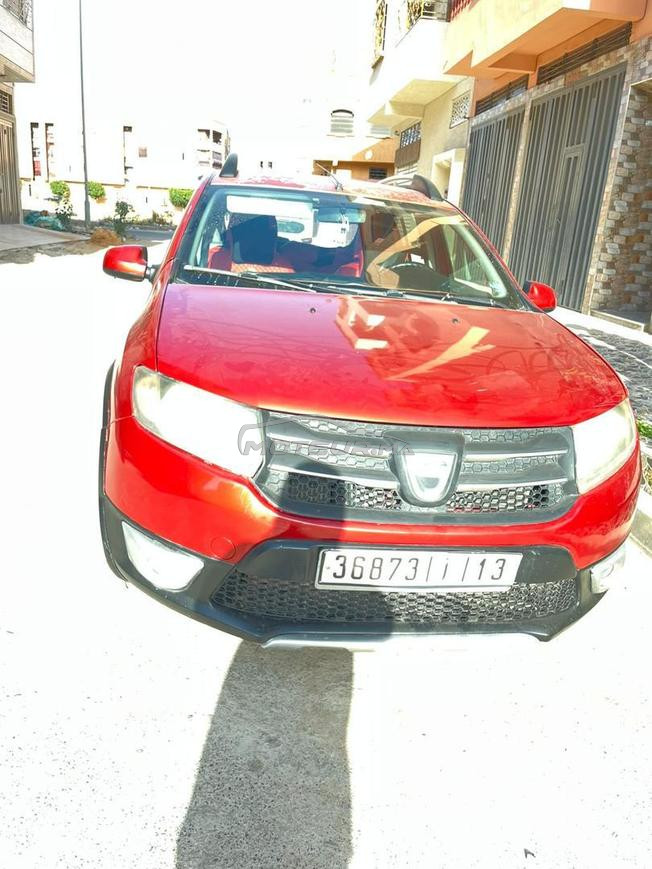 je mets ma voiture dacia sandero stepway 