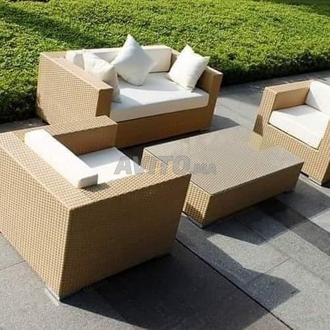 salon et table a mangé 