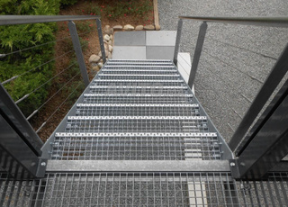 Escalier métallique