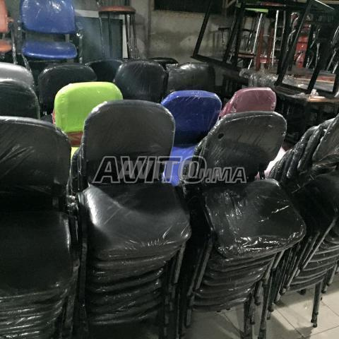 Liquidation de 5000 chaises avec bureau neuves.11 - 2