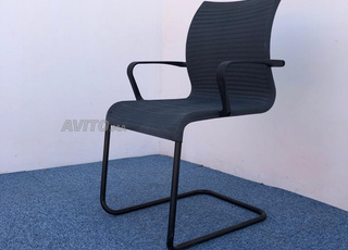 Chaise visiteur luge empilable par stricktex