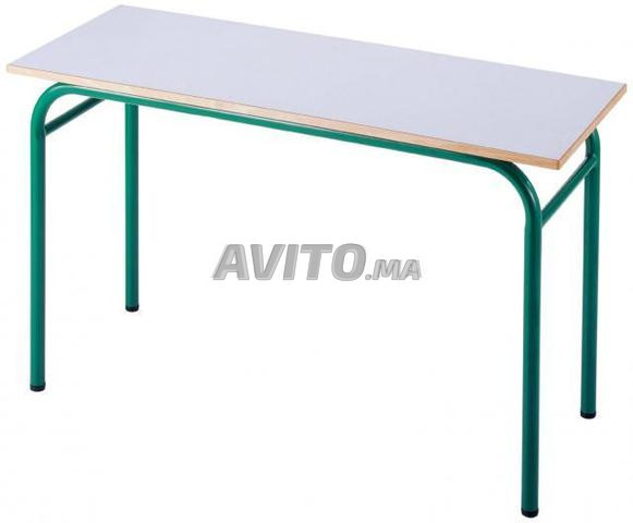 عرض خاص على الكراسي والطاولات المدرسية