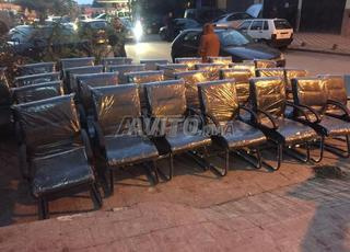 1000 كرسي دوار وزائر