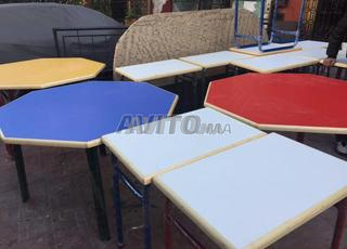 عرض خاص على الكراسي والطاولات المدرسية