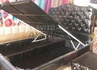 Lit standar avec espace de rangement 01