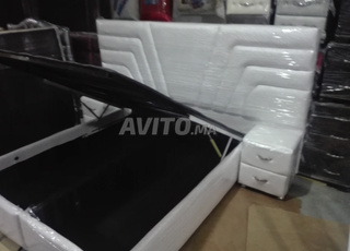 Des Chambres à coucher avec espace de rangement