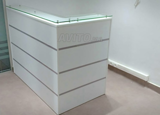 Comptoir Butrau et chaise