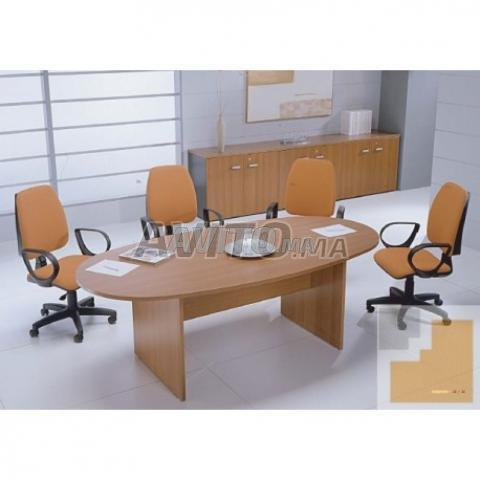 500 طاولة اجتماع وكرسي