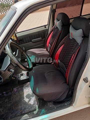 Voiture Peugeot 205 1996 à guelmim Essence - 8 chevaux