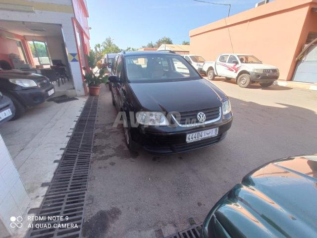 Voiture Volkswagen Touran 2004 à sidi-bouknadel Diesel - 8 chevaux