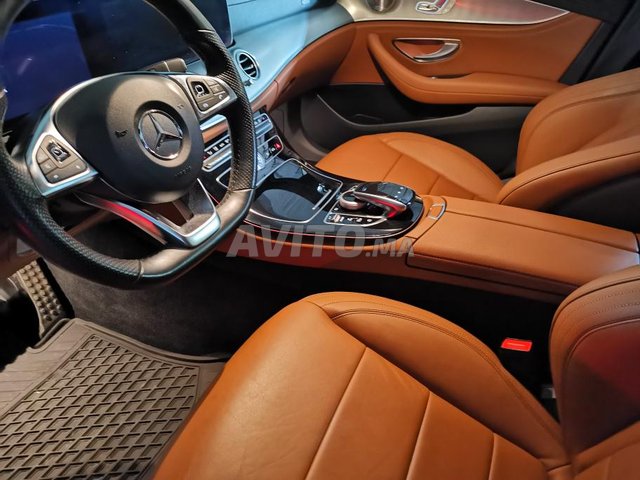 Voiture Mercedes benz 220 2018 à casablanca Diesel - 8 chevaux