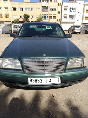 Voiture Mercedes benz R250 1994 à salé Diesel - 5 chevaux