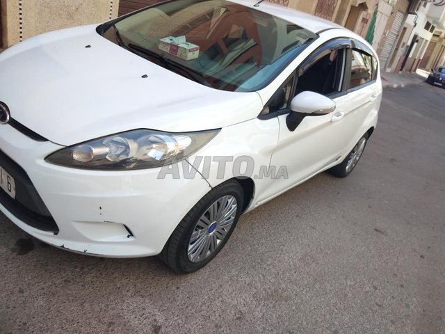 Voiture Ford Fiesta 2011 à casablanca Essence - 6 chevaux