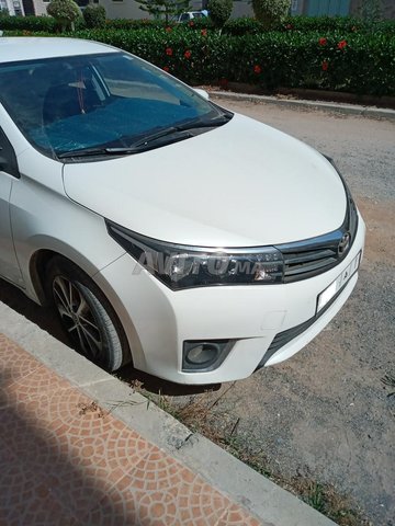 Voiture Toyota Corolla 2014 à rabat Diesel - 5 chevaux