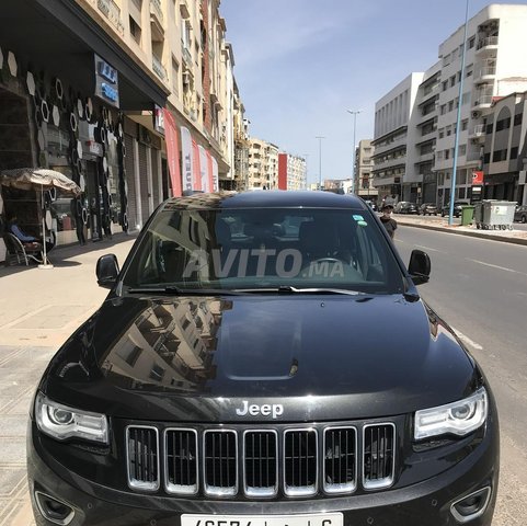 Voiture Jeep Grand cherokee 2015 à casablanca Diesel - 12 chevaux