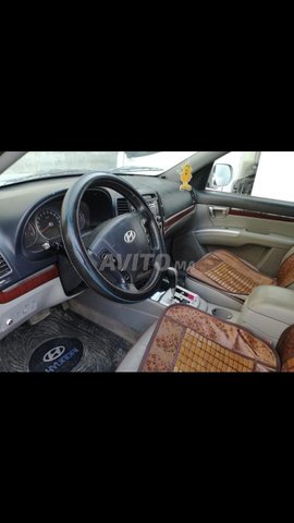 Voiture Hyundai Santa fe 2010 à oujda Diesel - 9 chevaux