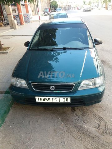 Voiture Honda City 2000 à fès Essence - 7 chevaux