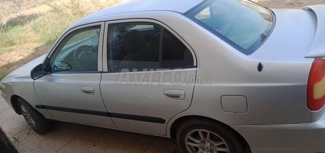 Voiture Hyundai Accent 2005 à salé Diesel - 6 chevaux
