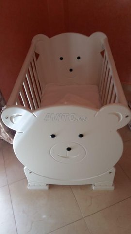 Lit Pour Bebe Equipements Pour Enfant Et Bebe A Deroua Avito Ma