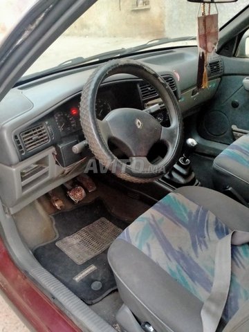 Voiture Renault R19 2005 à mohammedia Essence - 7 chevaux