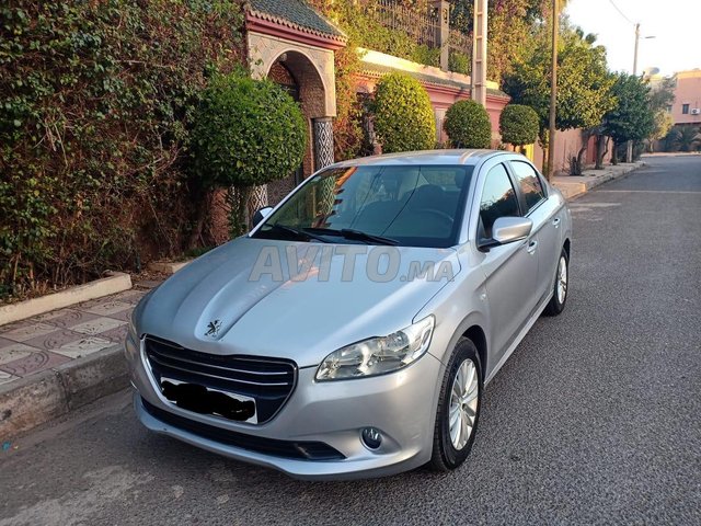Voiture Peugeot 301 2015 à agadir Diesel