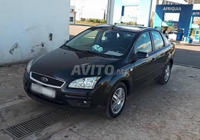 Voiture Ford Focus 2007 à ghmate Essence - 7 chevaux