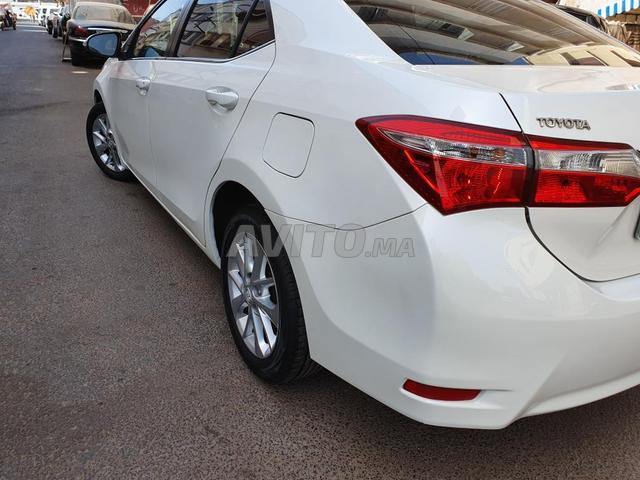 Avito toyota corolla