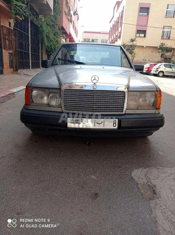 Voiture Mercedes benz R250 1986 à salé Diesel - 10 chevaux