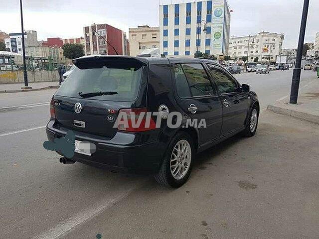 Voiture Volkswagen Golf 4 2003 à meknès Essence - 6 chevaux