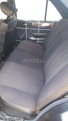 Voiture Mercedes benz R250 1990 à temara Diesel - 10 chevaux