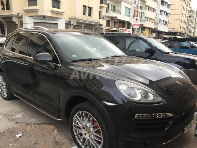 Voiture Porsche Cayenne 2013 à casablanca Diesel - 12 chevaux
