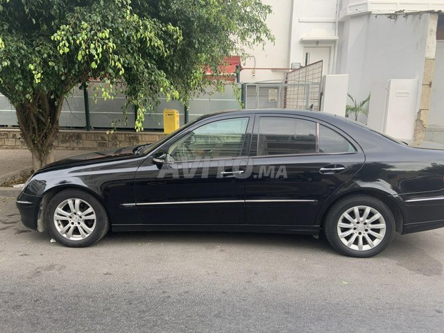 Voiture Mercedes benz Classe e 2009 à rabat Diesel - 11 chevaux