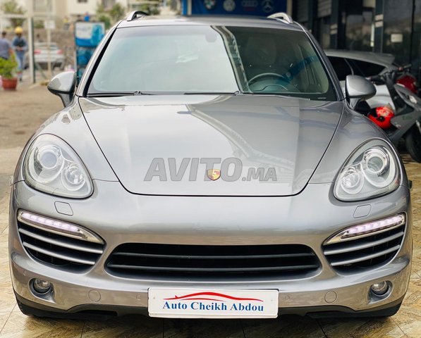 Voiture Porsche Cayenne 2012 à casablanca Diesel - 12 chevaux
