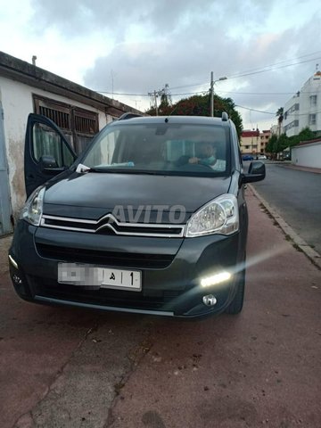 Voiture Citroen Berlingo 2018 à rabat Diesel - 6 chevaux
