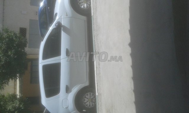Voiture Dacia Sandero 2012 à fès Essence - 8 chevaux