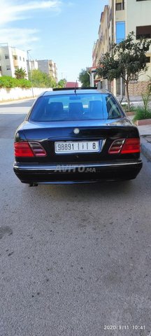 Voiture Mercedes benz R250 2000 à rabat Diesel - 8 chevaux