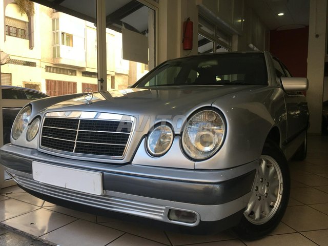Voiture Mercedes benz Classe e 1995 à fès Diesel - 9 chevaux