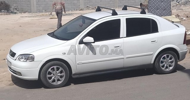 Voiture Opel Astra 2000 à casablanca Diesel - 7 chevaux