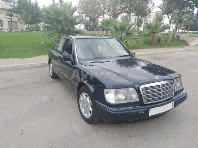 Voiture Mercedes benz R250 1986 à tétouan Diesel