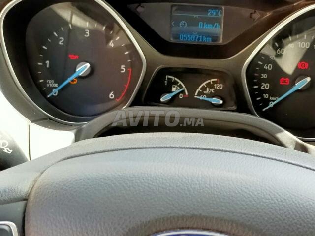 Voiture Ford Focus 2016 à mohammedia Diesel - 6 chevaux