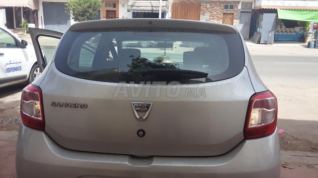 Voiture Dacia Sandero 2015 à agadir Diesel - 6 chevaux
