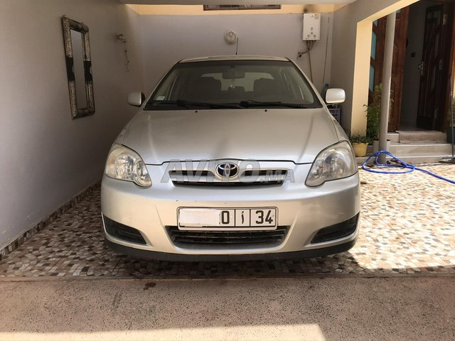 Voiture Toyota Corolla 2005 à guelmim Essence - 8 chevaux