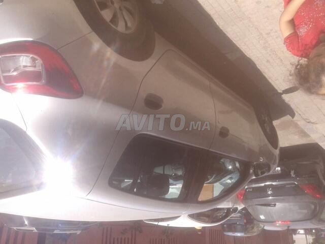 Voiture Dacia Sandero 2016 à rabat Diesel - 6 chevaux