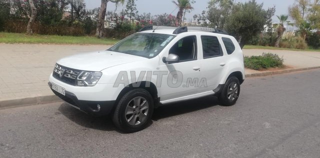 Voiture Dacia Duster 2015 à casablanca Diesel
