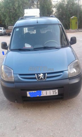 Voiture Peugeot Partner 2010 à fès Diesel - 7 chevaux