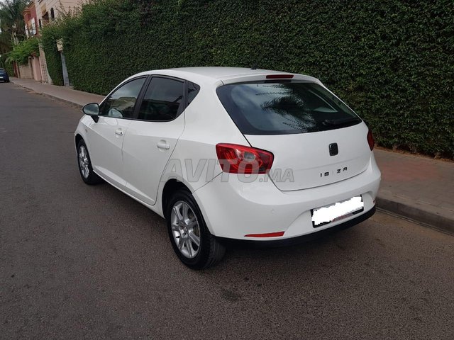 Voiture Seat Ibiza 2012 à casablanca Essence - 7 chevaux