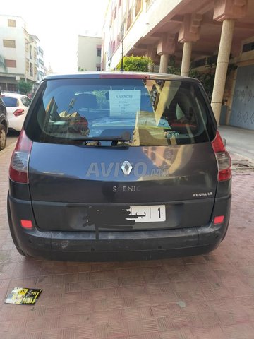 Voiture Renault Scenic 2007 à salé Diesel - 6 chevaux